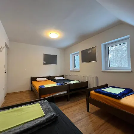 بيت ضيافة Erjavceva Mountain Hut At Vrsic Pass *
