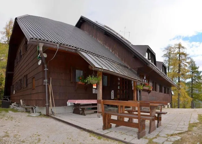 Gæstehus Erjavceva Mountain Hut At Vrsic Pass Kranjska Gora