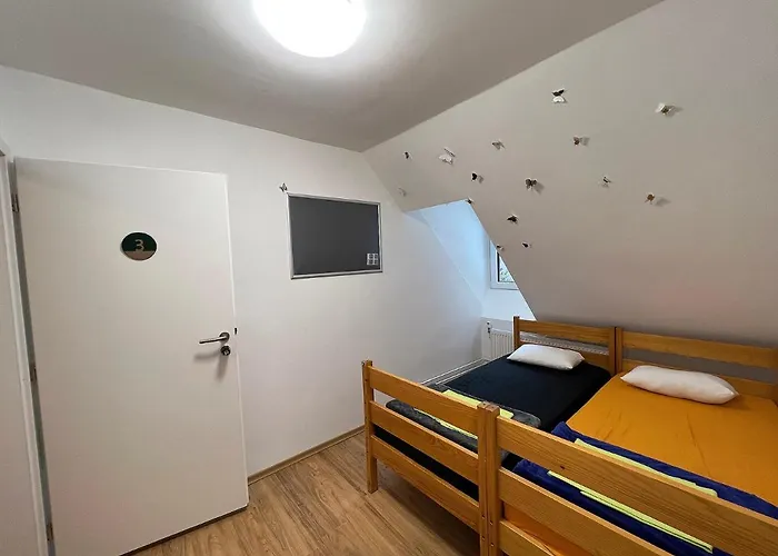 Erjavceva Mountain Hut At Vrsic Pass Gæstehus Kranjska Gora