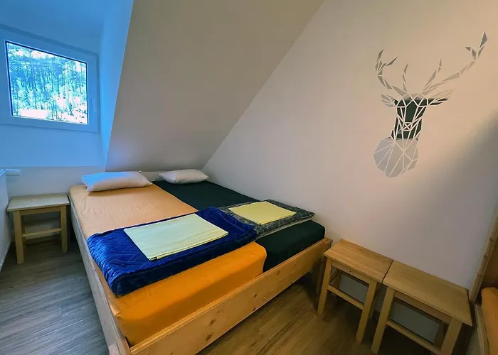 Hiša za goste Erjavceva Mountain Hut At Vrsic Pass *